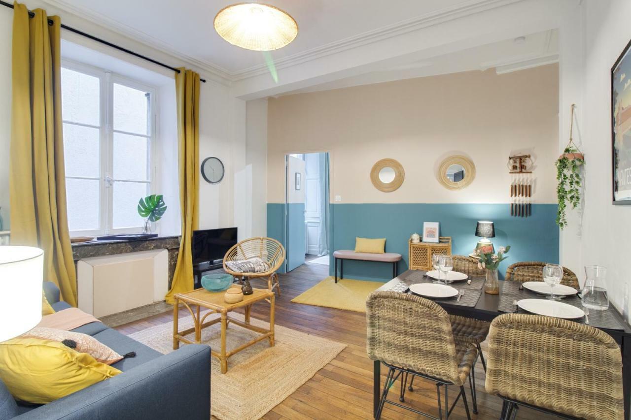 Sous Le Cedre - Au Coeur De Nantes Apartamento Exterior foto